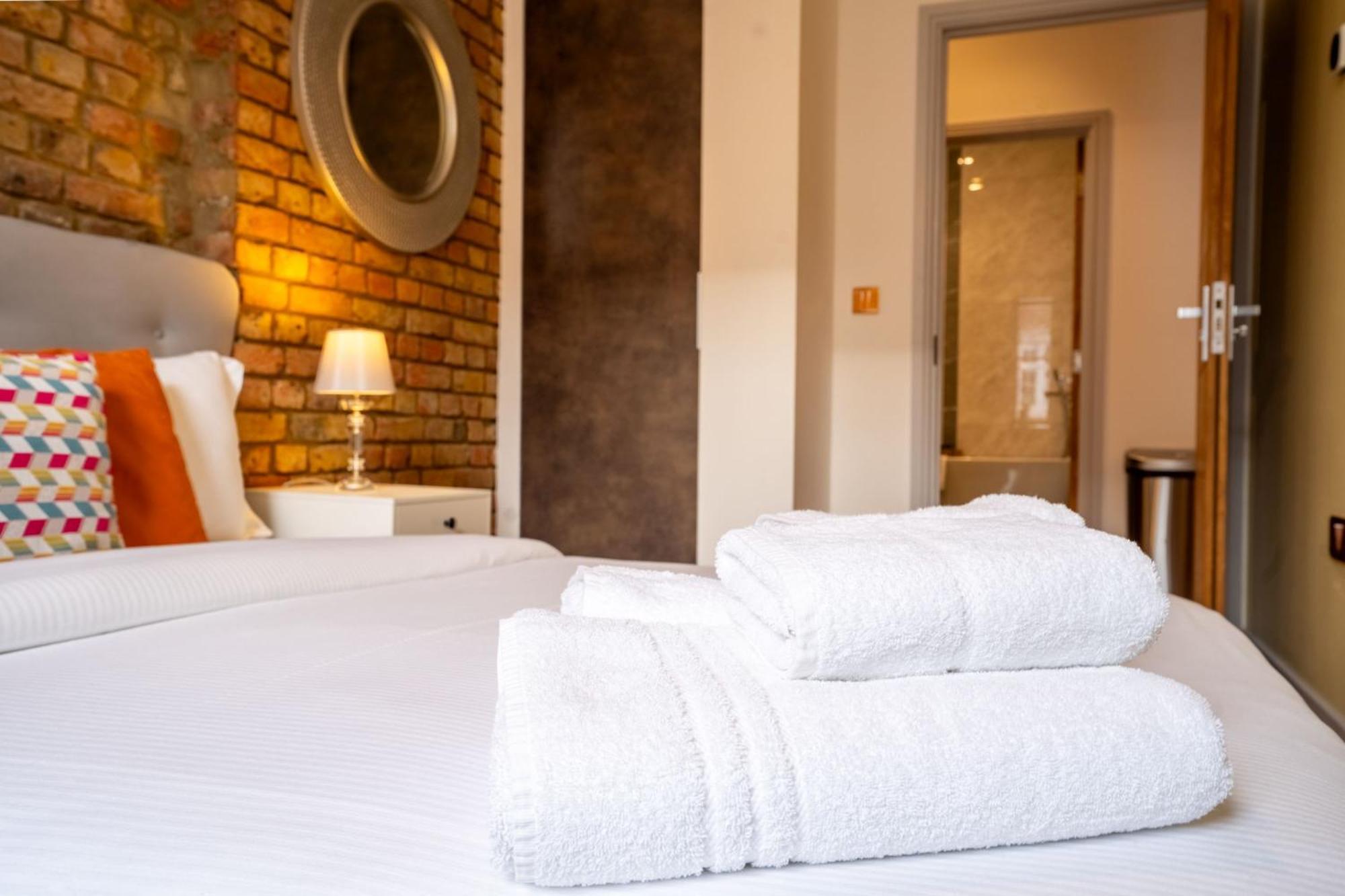 Stylish Modern Apartments By Livestay Short Lets & Serviced Accommodation London Nw6 ภายนอก รูปภาพ