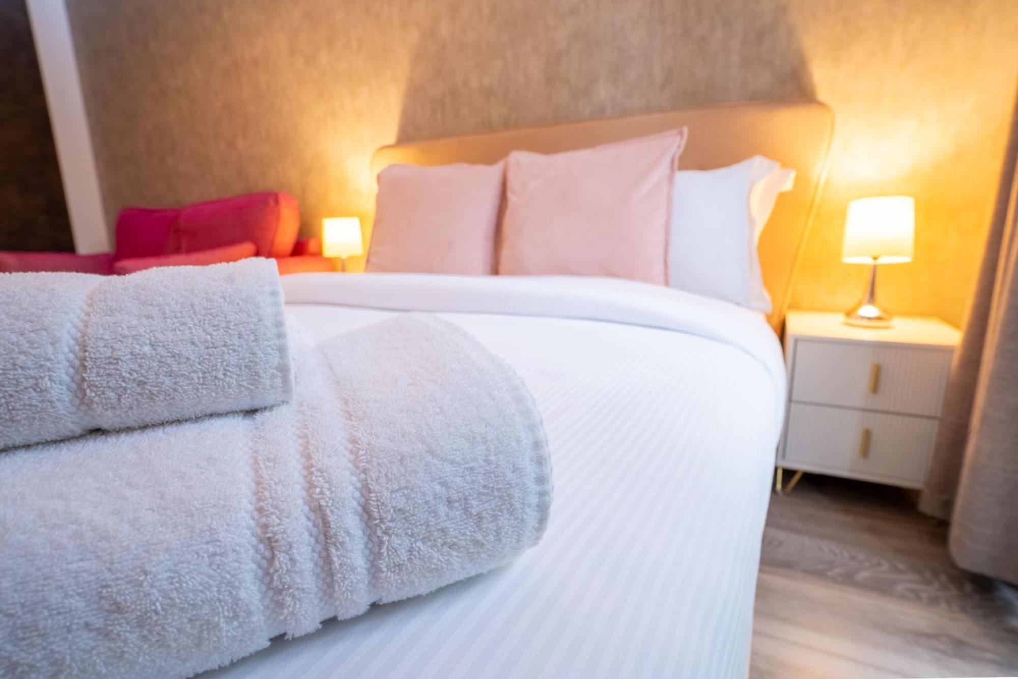 Stylish Modern Apartments By Livestay Short Lets & Serviced Accommodation London Nw6 ภายนอก รูปภาพ