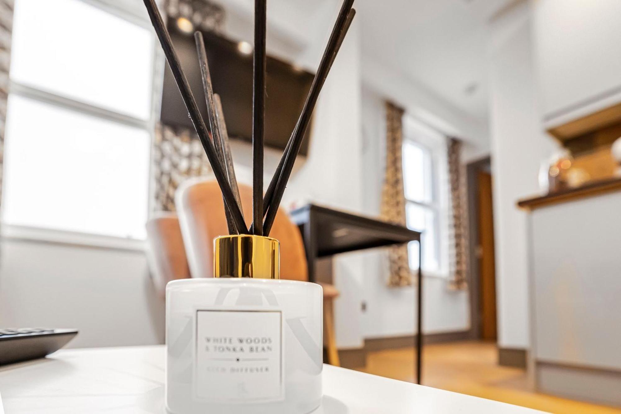 Stylish Modern Apartments By Livestay Short Lets & Serviced Accommodation London Nw6 ภายนอก รูปภาพ