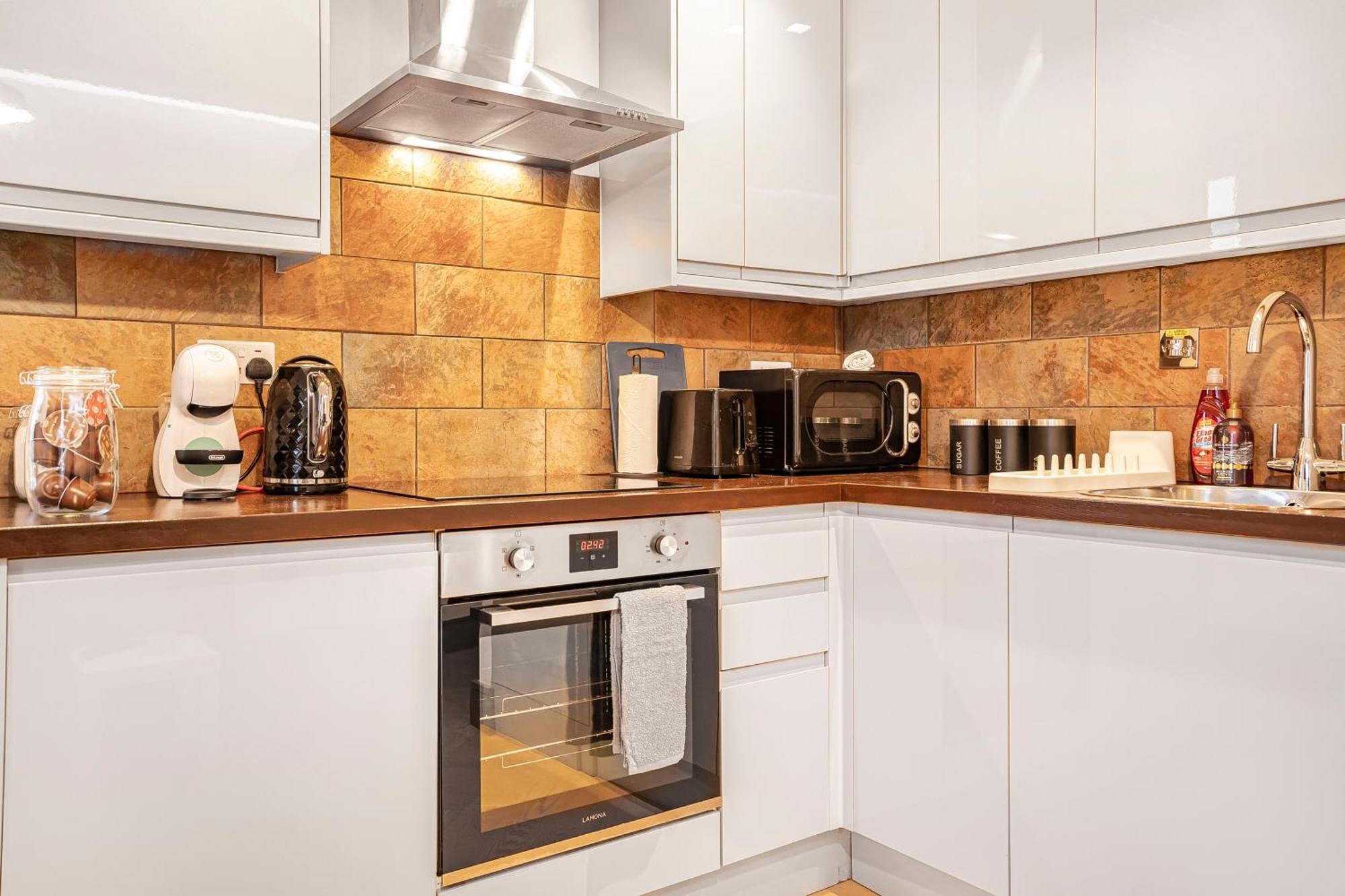 Stylish Modern Apartments By Livestay Short Lets & Serviced Accommodation London Nw6 ภายนอก รูปภาพ