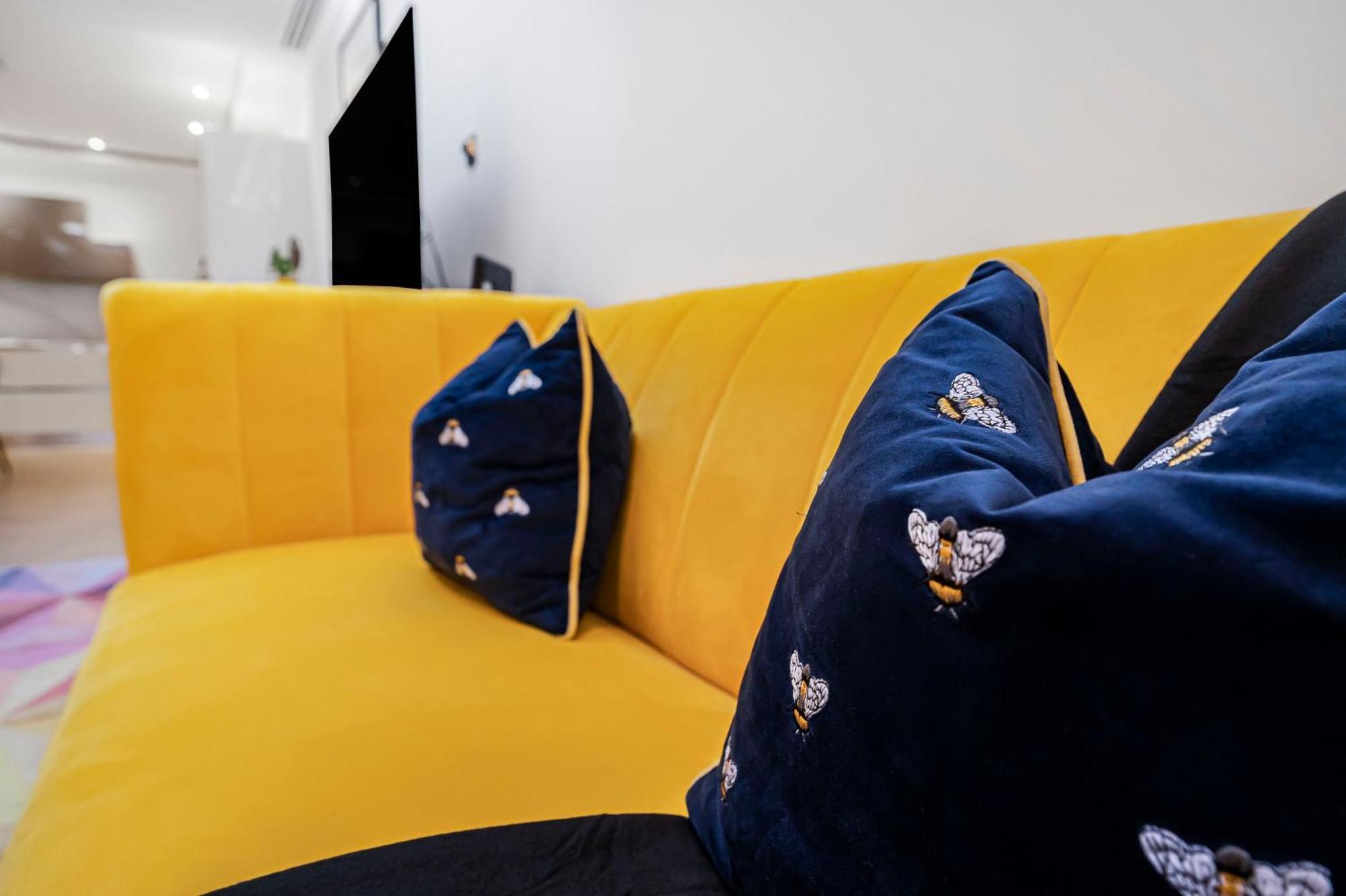Stylish Modern Apartments By Livestay Short Lets & Serviced Accommodation London Nw6 ภายนอก รูปภาพ