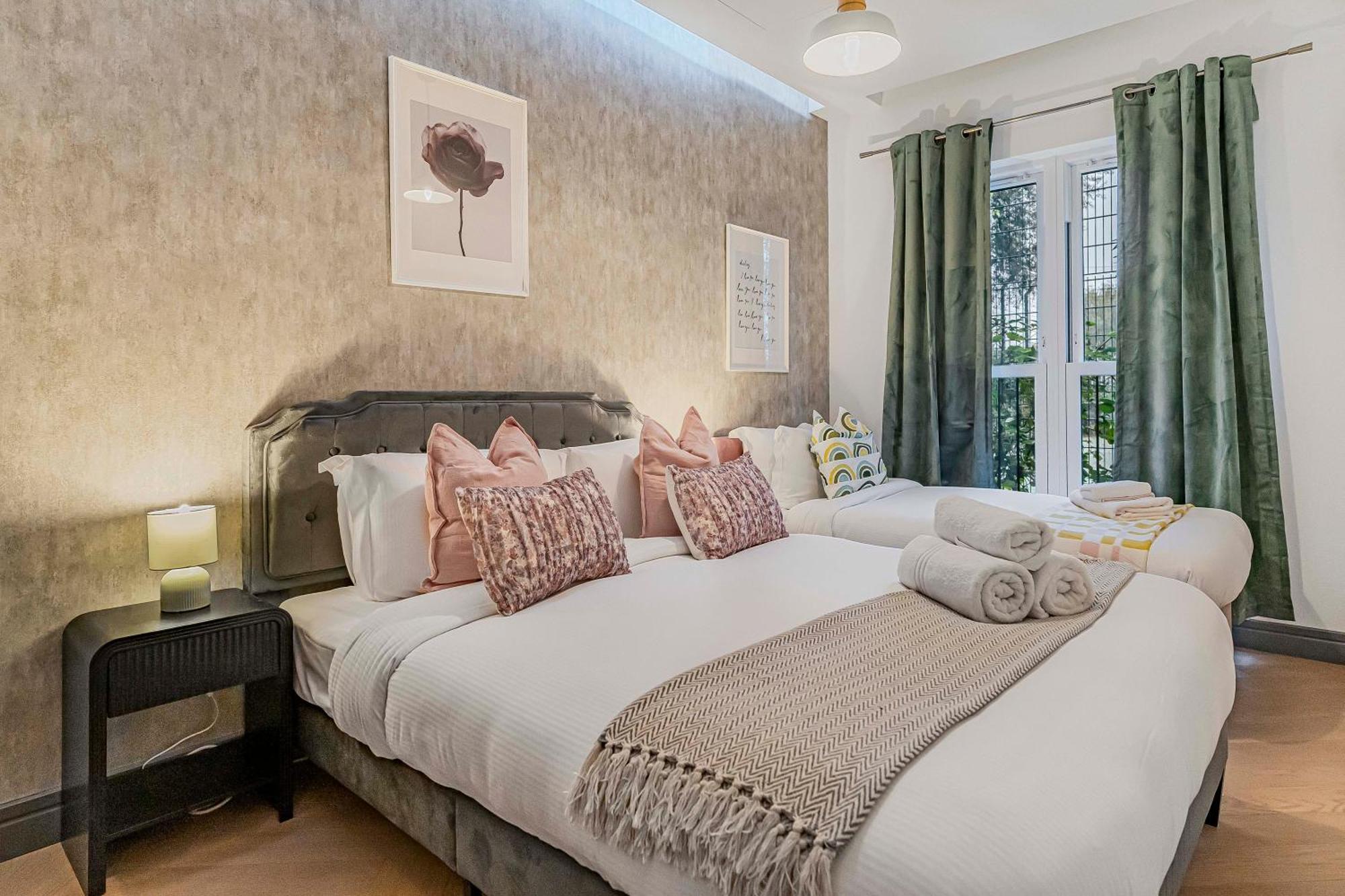 Stylish Modern Apartments By Livestay Short Lets & Serviced Accommodation London Nw6 ภายนอก รูปภาพ
