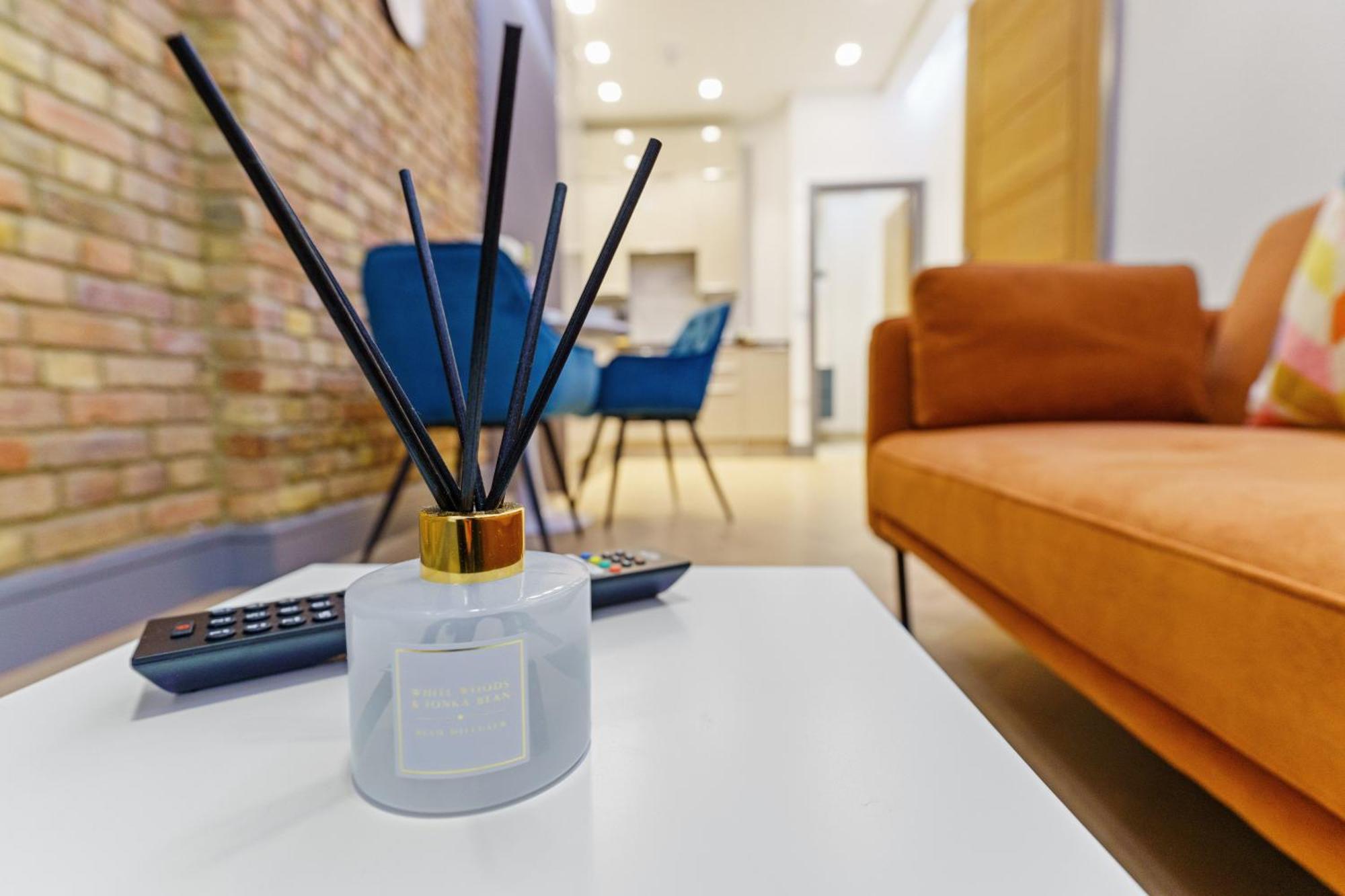 Stylish Modern Apartments By Livestay Short Lets & Serviced Accommodation London Nw6 ภายนอก รูปภาพ